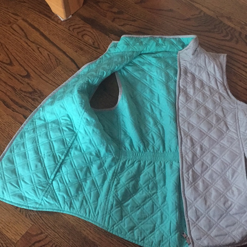 Reversible vest - Picture 2 of 6